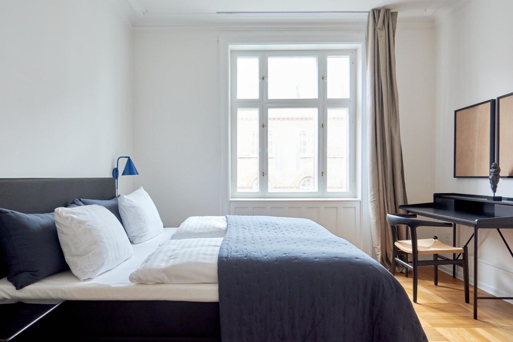 Spacious 3 Bedroom Manor Flat Next To Tivoli Kopenhaga Zewnętrze zdjęcie