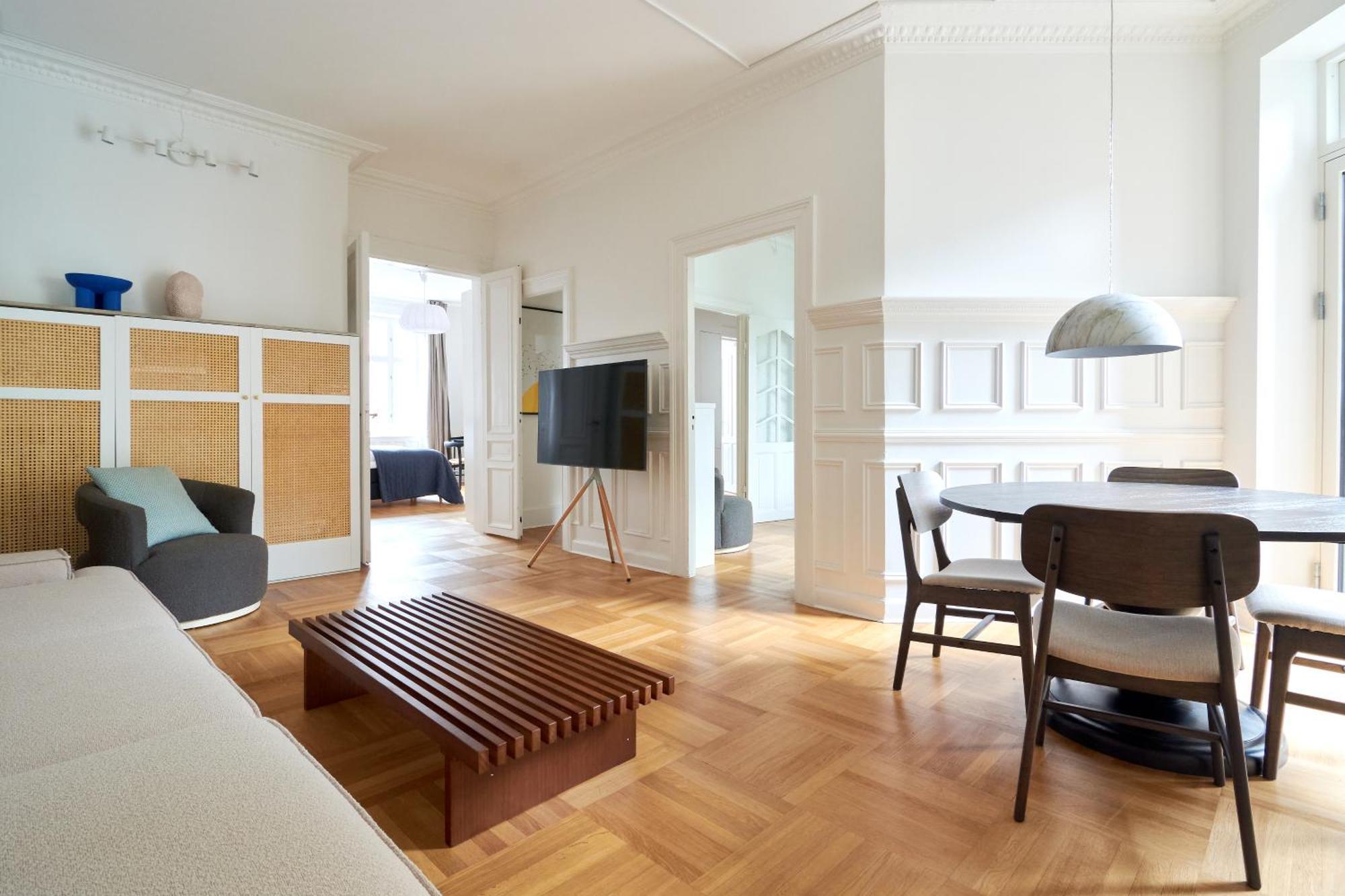 Spacious 3 Bedroom Manor Flat Next To Tivoli Kopenhaga Zewnętrze zdjęcie