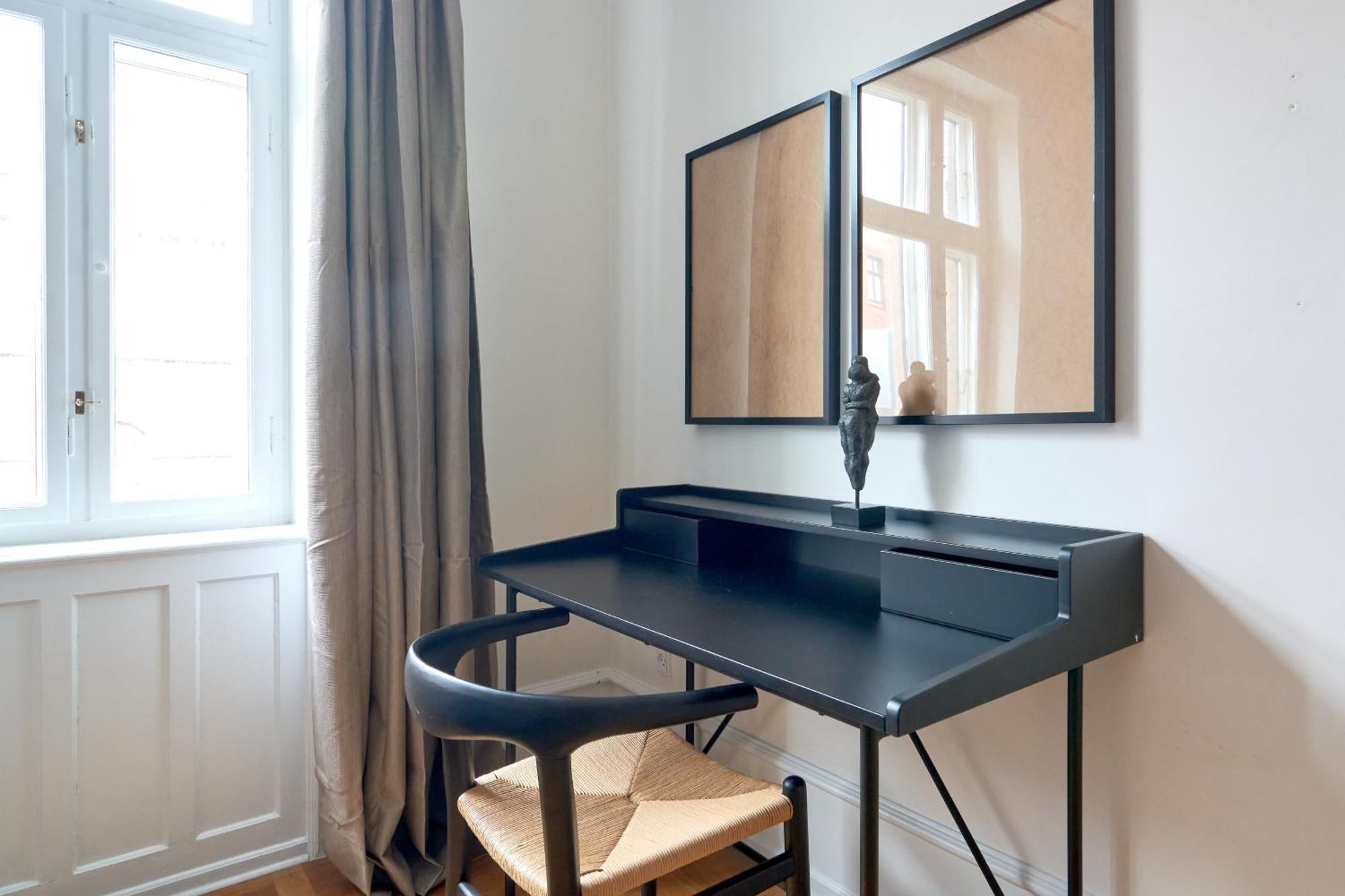 Spacious 3 Bedroom Manor Flat Next To Tivoli Kopenhaga Zewnętrze zdjęcie